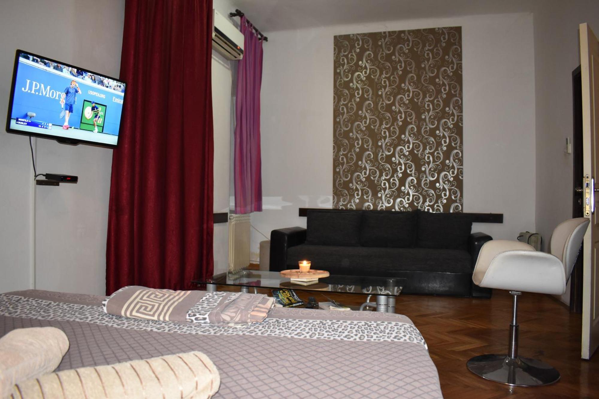 Appartamento Apartman Beograd Centar 2 Esterno foto