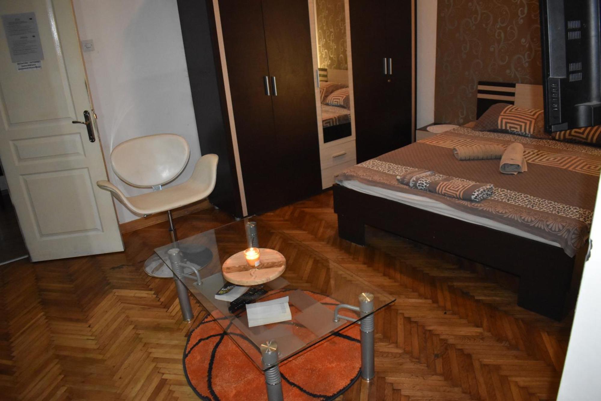 Appartamento Apartman Beograd Centar 2 Esterno foto